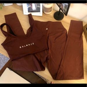 Balance Athletica matching set